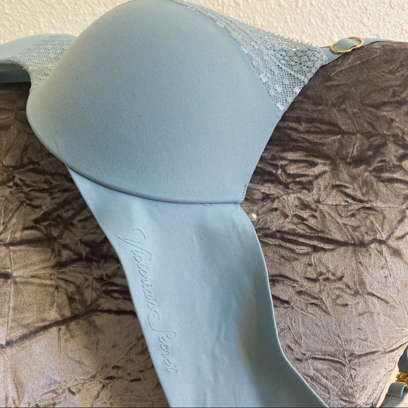 SET Victoria’s Secret Very Sexy Pushup Bra & Panty - Picture 5 of 9